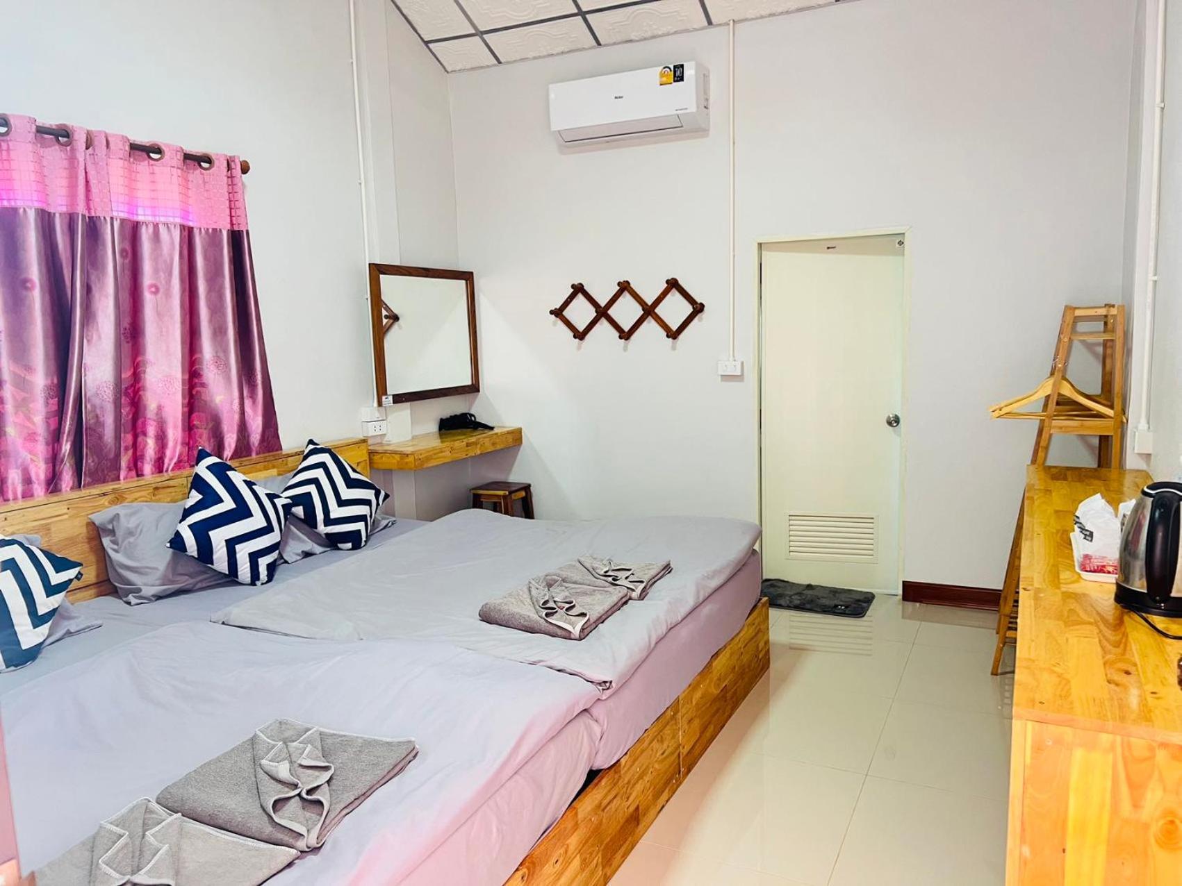 Lungwang Guest House Banrakthaj Kültér fotó