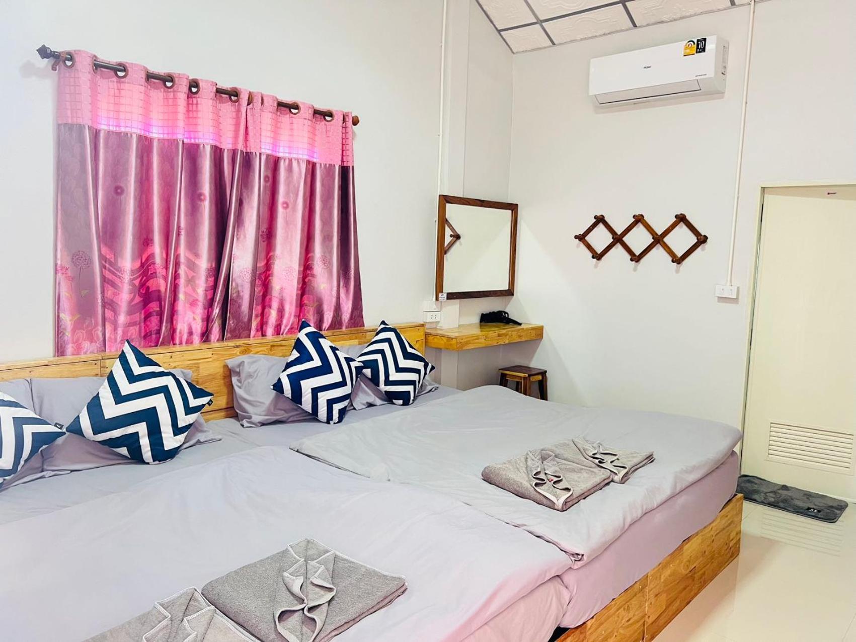 Lungwang Guest House Banrakthaj Kültér fotó
