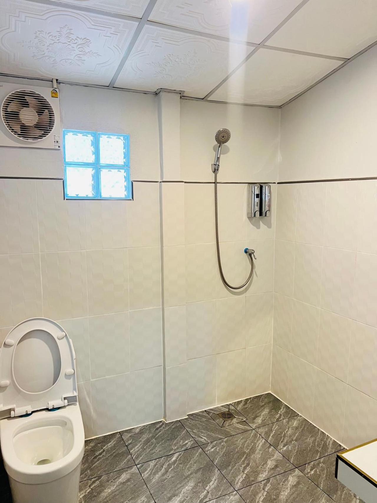 Lungwang Guest House Banrakthaj Kültér fotó