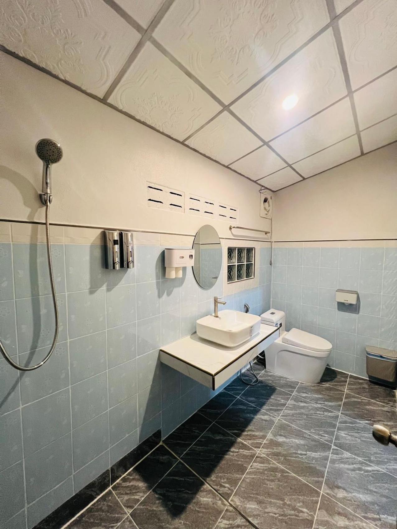 Lungwang Guest House Banrakthaj Kültér fotó